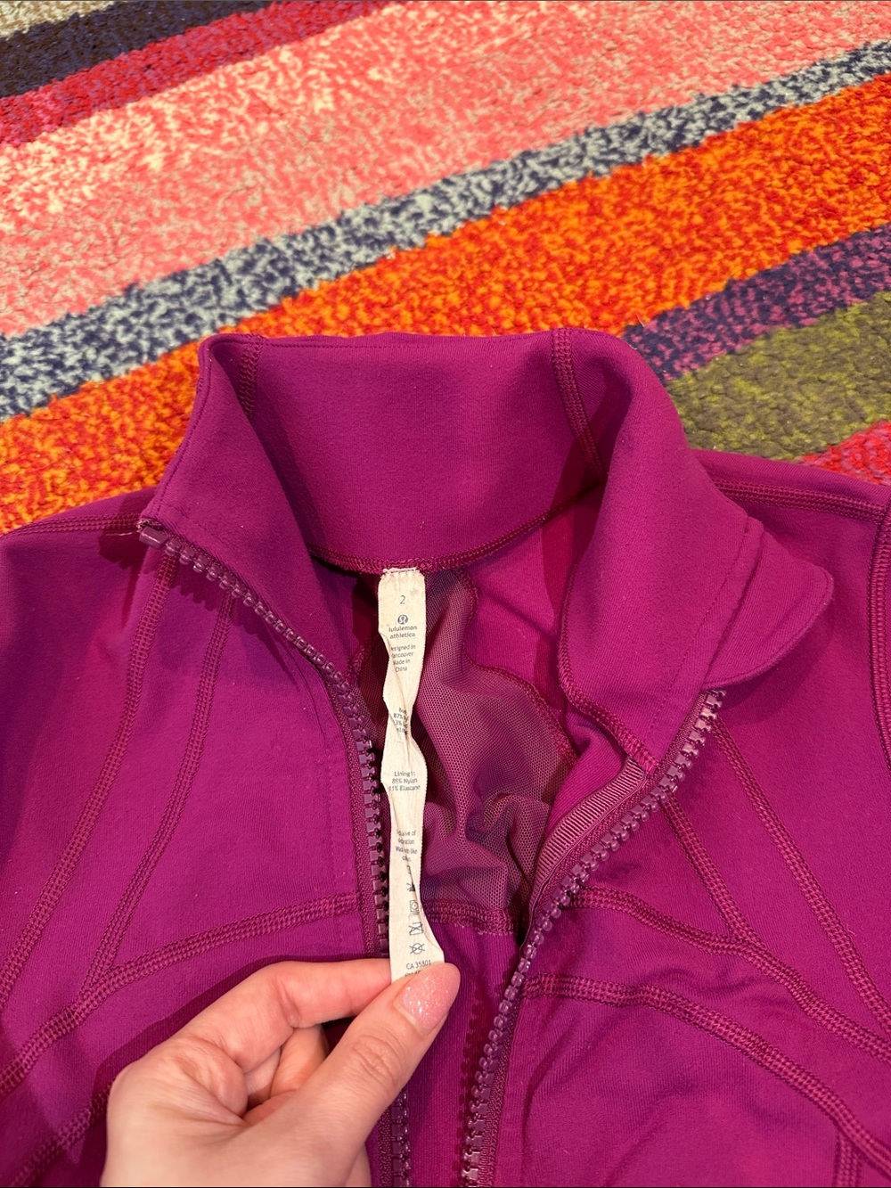 Lululemon Define Jacket - Picture 4 of 4